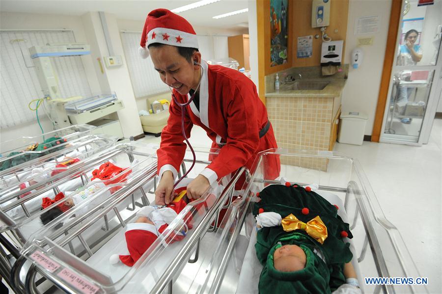 THAILAND-BANGKOK-CHRISTMAS-NEWBORN BABY