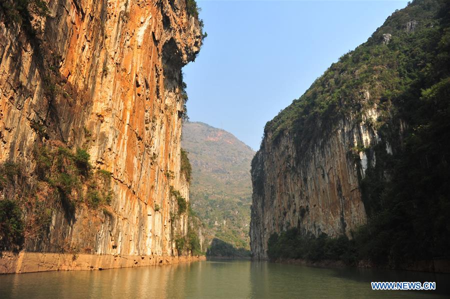 CHINA-GUIZHOU-VALLEY-SCENERY (CN)