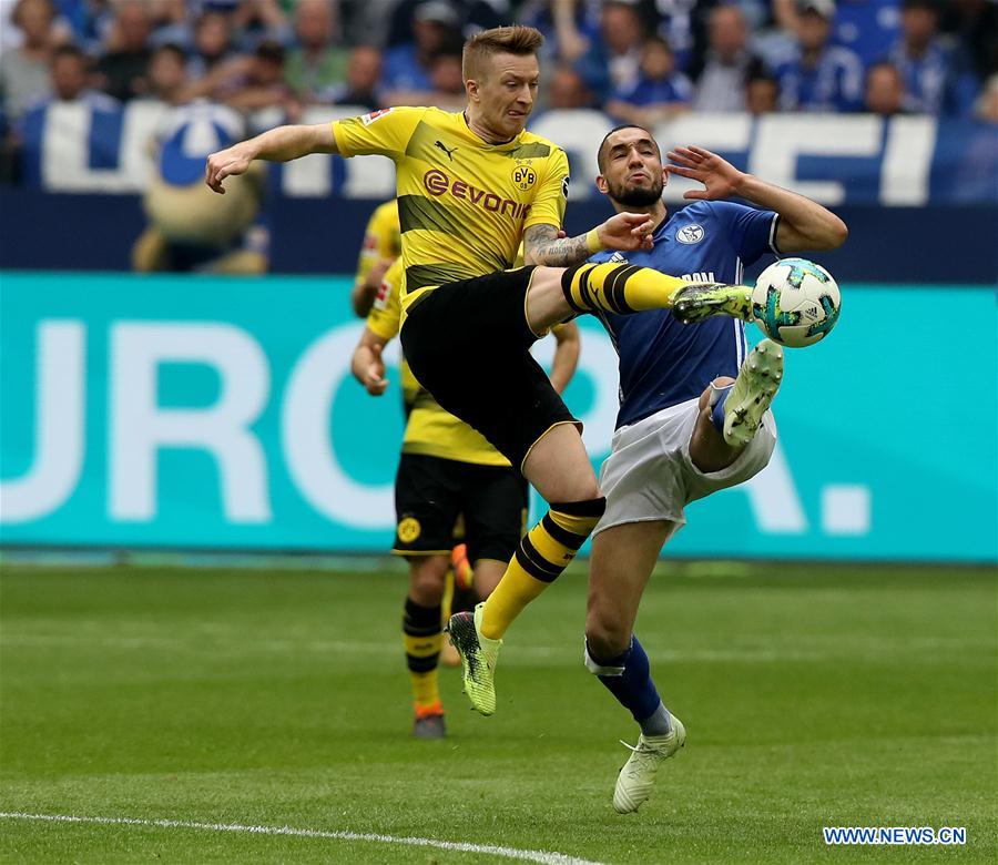 (SP)GERMANY-GELSENKIRCHEN-BUNDESLIGA-SCHALKE 04 VS DORTMUND