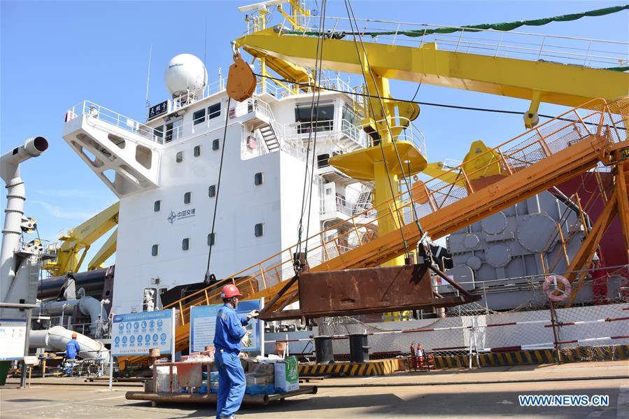 CHINA-JIANGSU-LARGE DREDGING VESSEL-SEA TRIAL (CN)