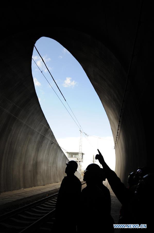 CHINA-QINGHAI-XINGUANJIAO TUNNEL-MAINTENANCE (CN)