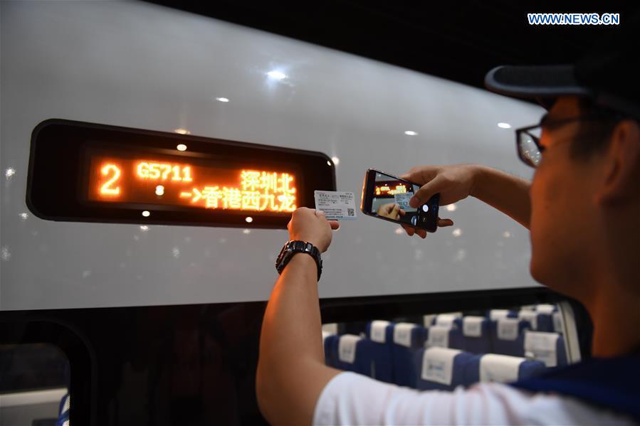 CHINA-GUANGDONG-HONG KONG-HIGH-SPEED RAILWAY OPENING (CN)