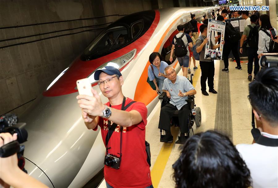 CHINA-HONG KONG-HIGH-SPEED RAILWAY-OPENING (CN)