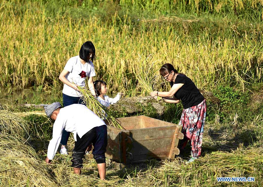 #CHINA-NATIONAL DAY HOLIDAY-DAILY LIFE (CN)