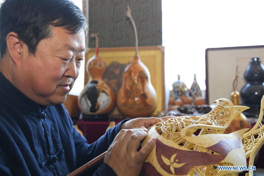 CHINA-LIAONING-GOURD HANDICRAFT (CN)