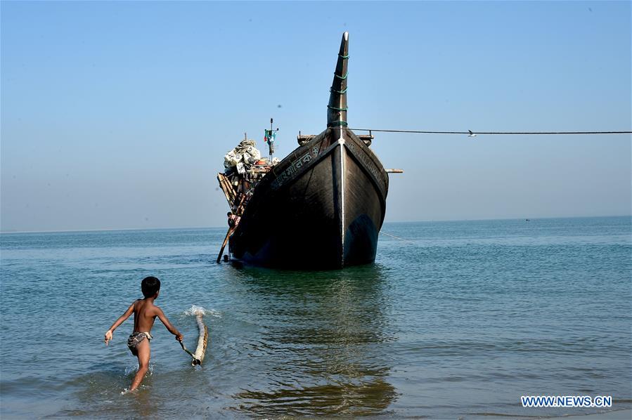 BANGLADESH-COX'S BAZAR-FISHING