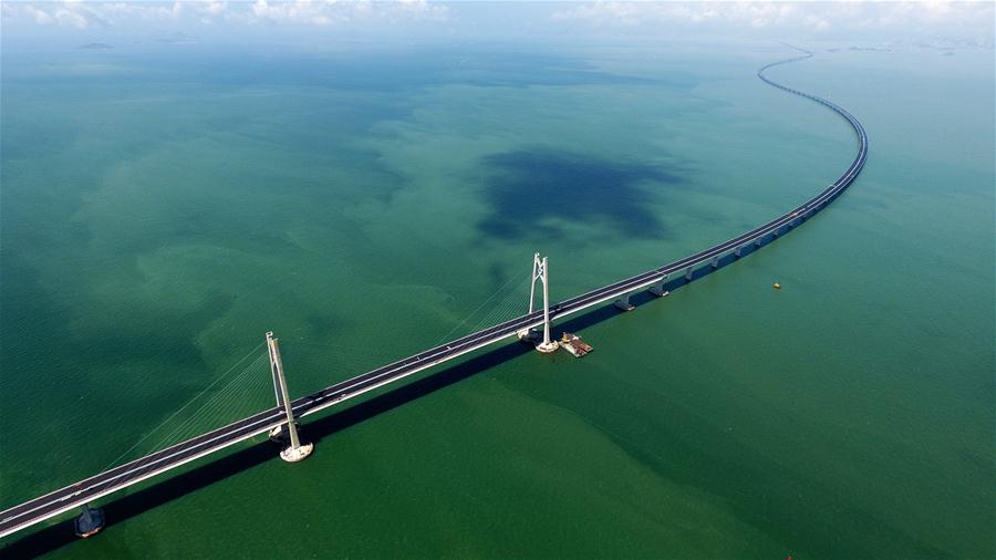 Xinhua Headlines: China unveils development plan for Guangdong-Hong Kong-Macao Greater Bay Area