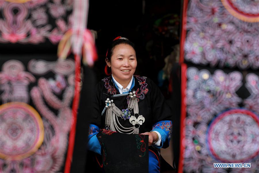 CHINA-GUIZHOU-JINPING-EMBROIDERY (CN)