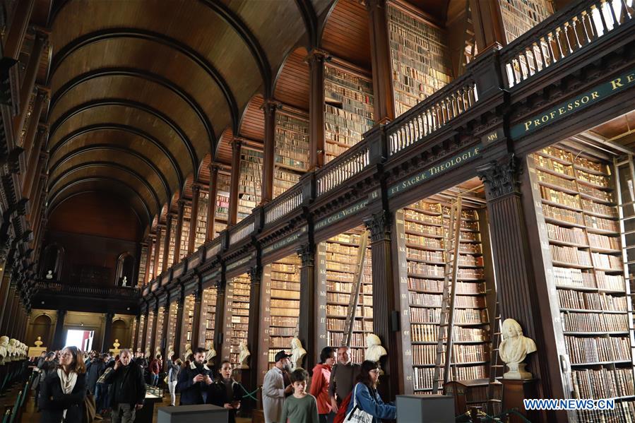 IRELAND-DUBLIN-TRINITY COLLEGE LIBRARY-WORLD BOOK DAY