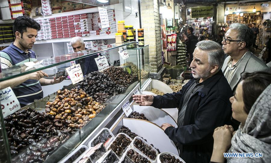 IRAN-TEHRAN-RAMADAN-PREPARATIONS