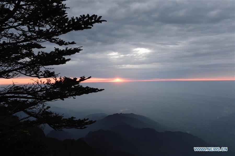 CHINA-SICHUAN-MOUNT EMEI-SCENERY (CN)