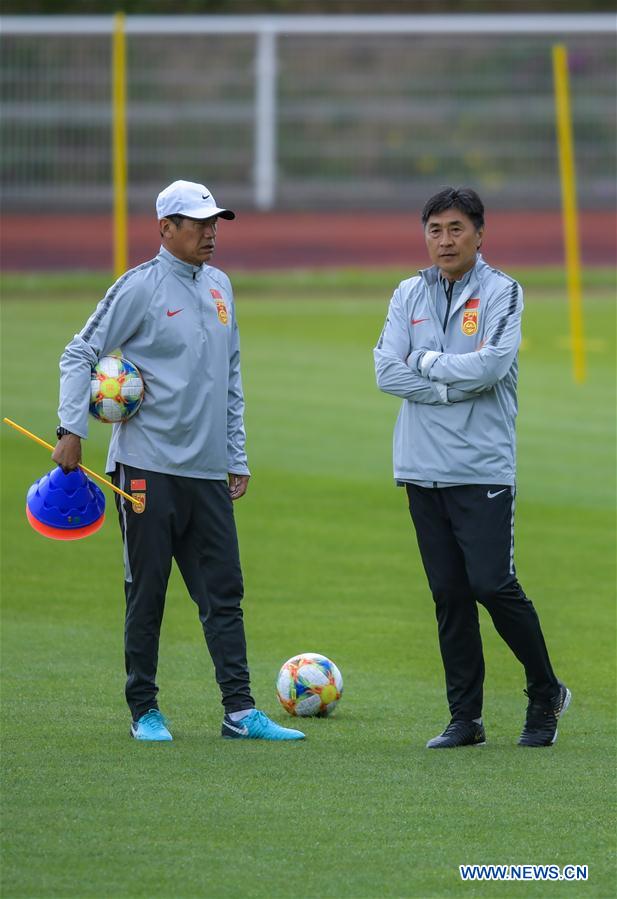 (SP)FRANCE-PARIS-2019 FIFA WOMEN'S WORLD CUP-GROUP B-CHINA-TRAINING SESSION