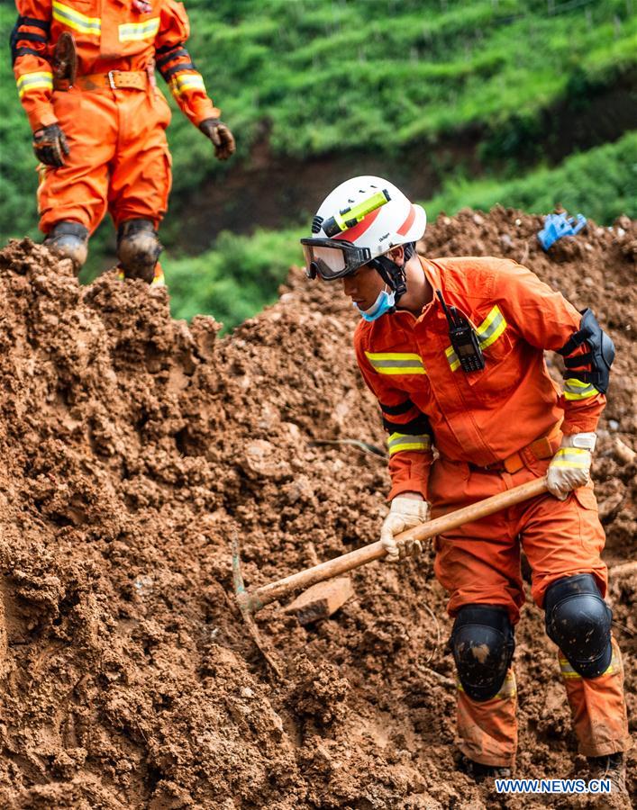 CHINA-GUIZHOU-SHUICHENG-LANDSLIDE-RESCUE WORK (CN)