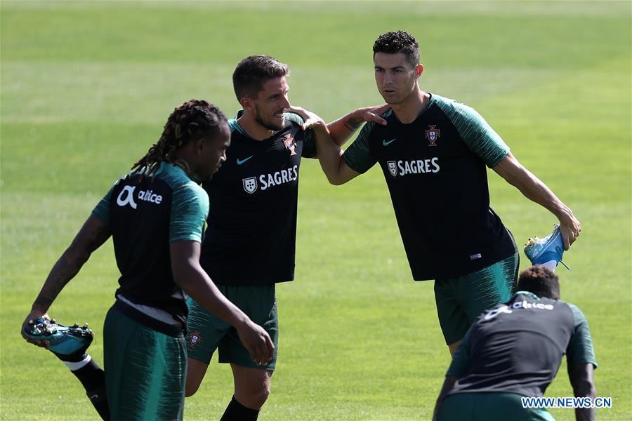 (SP)PORTUGAL-LISBON-FOOTBALL-PORTUGAL NATIONAL TEAM-TRAINING