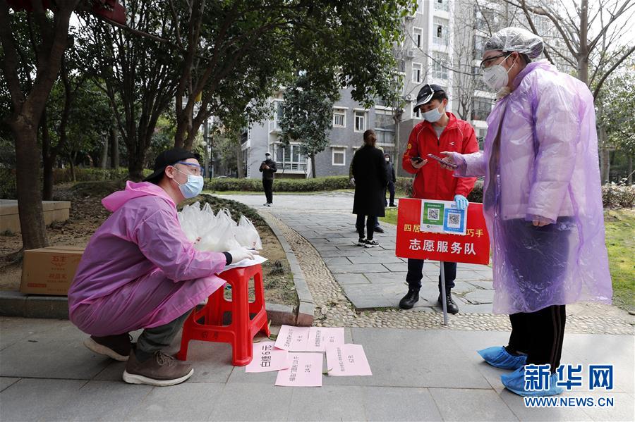 （总书记推动的改革身边事·基层治理改革篇·图文互动）（5）特写：“铜墙铁壁”是怎样炼成的？——小村战“疫”折射基层治理密码